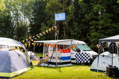 Premium-Campingplatz Größe M (35m2) | Großer Preis von Österreich 2025